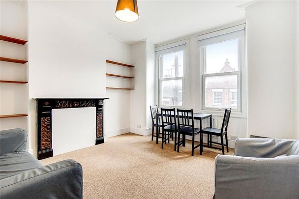 2 bedroom flat to rent - Photo 1