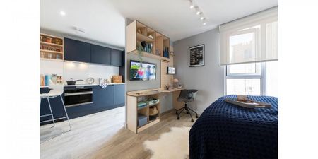 1 bedroom in a flat share to rent - Photo 5