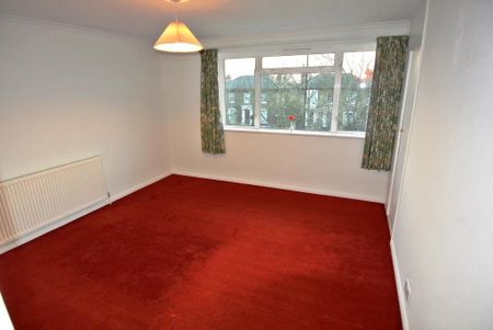 2 bedroom maisonette to rent - Photo 4