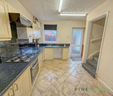 2 bedroom terraced house to rent - Photo 2