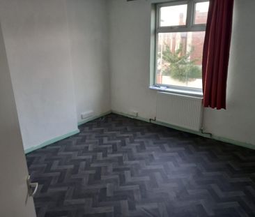 2 Bed Terraced House, Bonchurch St, LE3 - Photo 4