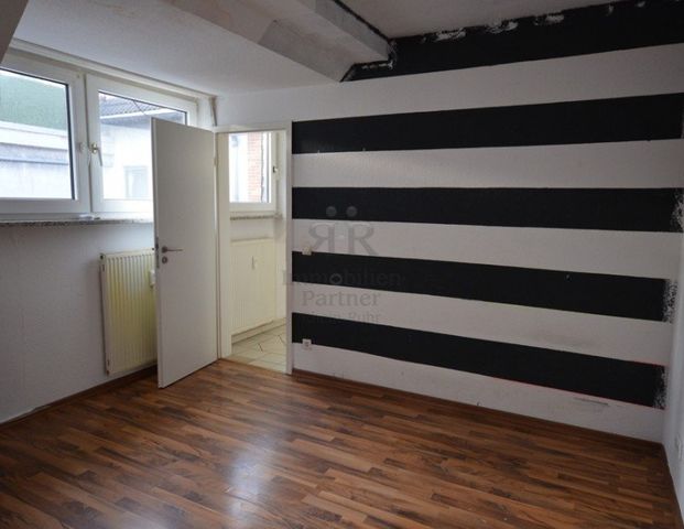 Helle 2-Zimmer-Wohnung mit außergewöhnlichem Grundriss! - Photo 1