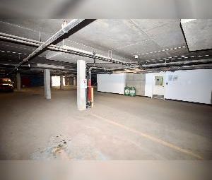2 Bed + Den 1.5 Bath Underground Parking Glenora - Photo 6