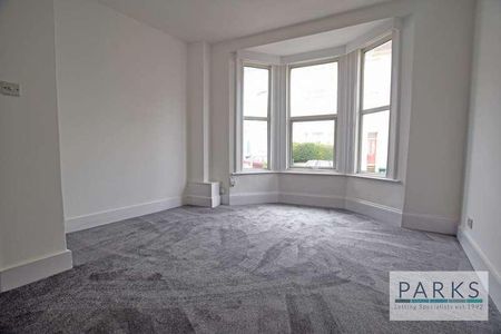 Roundhill Crescent, Brighton, East Sussex, BN2 - Photo 2