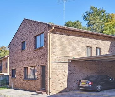 Two-Bedroom Townhouse in a Convenient Westmead Location - Photo 5