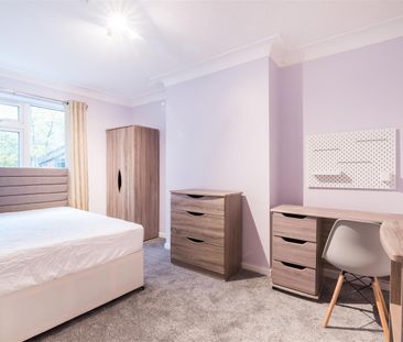 St. Annes Drive, Headingley, LS4 2RZ - Photo 4