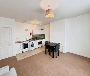 1 bedroom flat to rent - Photo 3