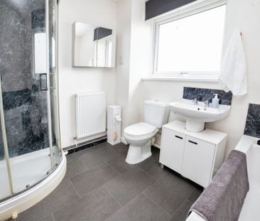 MainStreet, SouthNormanton, ALFRETON - Photo 2