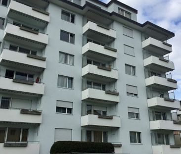 Charmante 1.5-Zimmer-Wohnung mit Balkon in Jona - Foto 3
