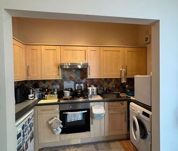 Queens Square, Brighton - Photo 3