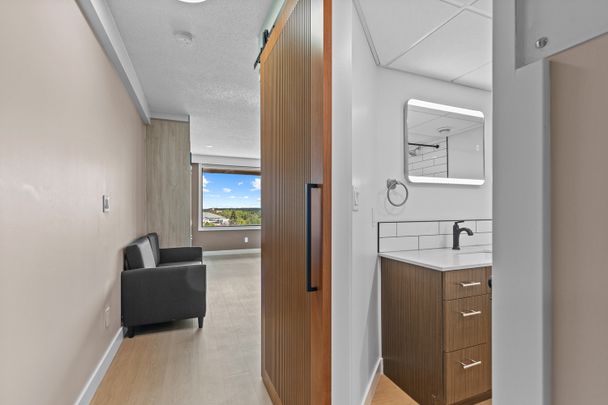 Utilities Included! Bachelor Suites! - Photo 1