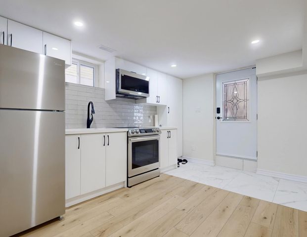 For Lease - 57 Saddle Ridge Drive Unit# Lower A, Toronto, Ontario - Photo 1