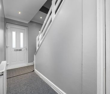 3 bedroom terraced house to rent - Photo 6