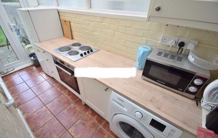 Room in a Shared House, Liverpool Road, RG1 - Photo 2