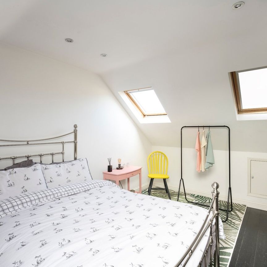 4 Bed Terraced House, Wiverton Road, SE26 - Photo 1