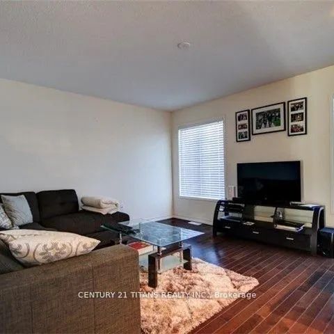 17 HEADON AVENUE - Photo 1