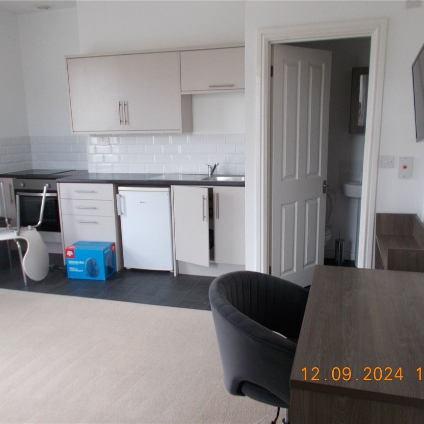 Student Properties to Let - Photo 1