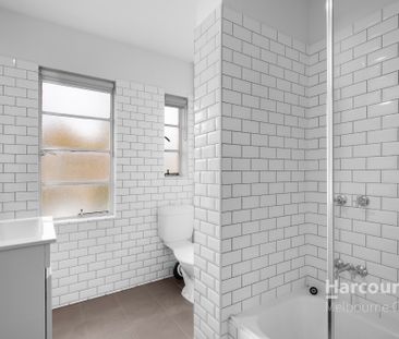 Studio Living in Tuffnell Lodge! - Photo 4