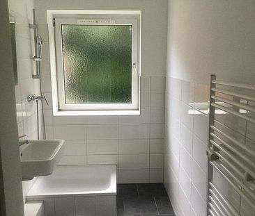 Ruhig und im Grünen gelegen - sanierte Wohnung mit Balkon - Ihre neue Wohnung? - Foto 4