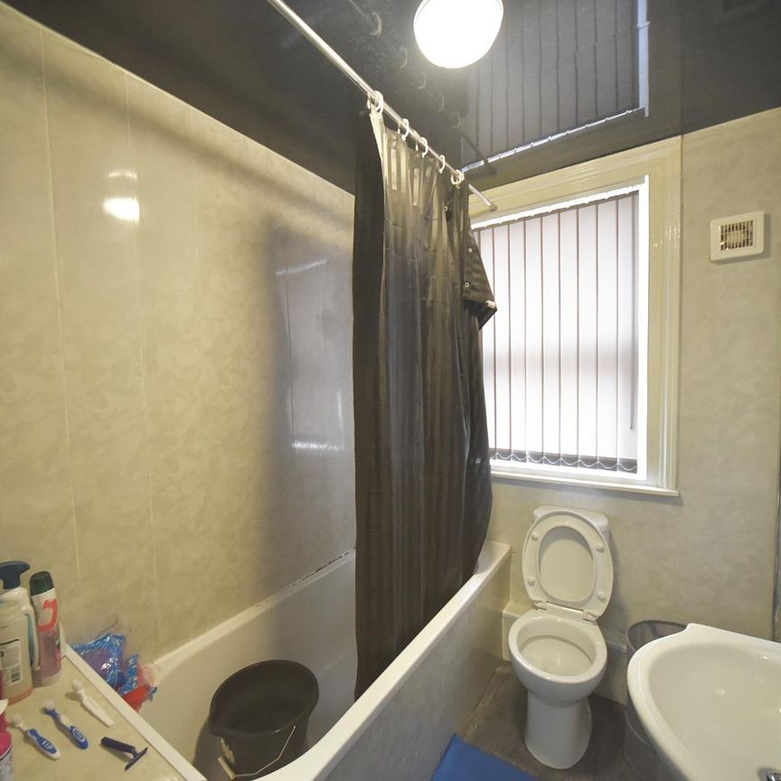Flat 4 - Photo 1