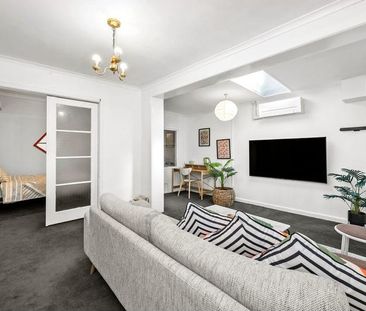 SHORT TERM LEASE - Charming 3-Bedroom Home in the Heart of Clifton ... - Photo 2