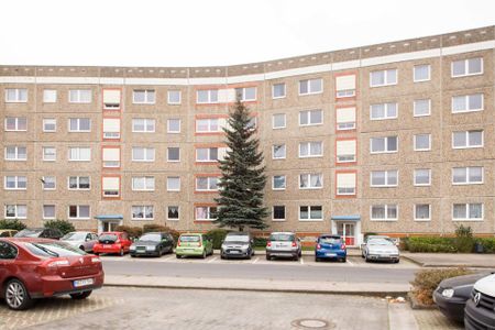 Große 1-Raum-Wohnung mit Balkonanbau! - Photo 3