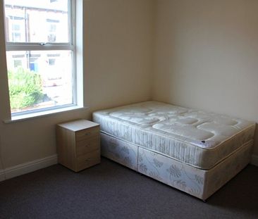 5 Bed - 5 Beechwood View, Burley, Leeds - LS4 2LP - Student - Photo 4