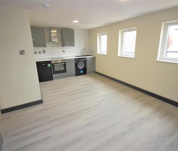 House share to rent - Photo 2