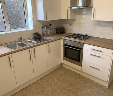 4 bedroom house share to rent - Photo 2
