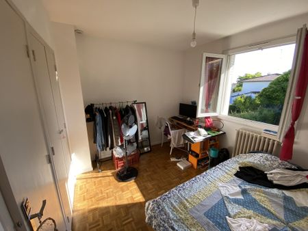 Location Maison 4 pièces 88m² MONTAUBAN 82000 - Photo 2