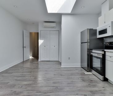 For Lease - 1364 St Clair Avenue Unit# 202, Toronto, Ontario - Photo 6