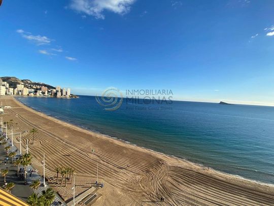 4 room luxury Flat for rent in Benidorm, Valencia - Photo 1