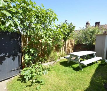 3 bedroom terraced house to rent - Photo 1