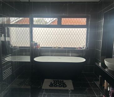 21 Prospect Gardens, Carrickfergus, BT38 8QX - Photo 1