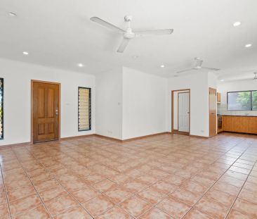 Available until mid January 2026 - Photo 4