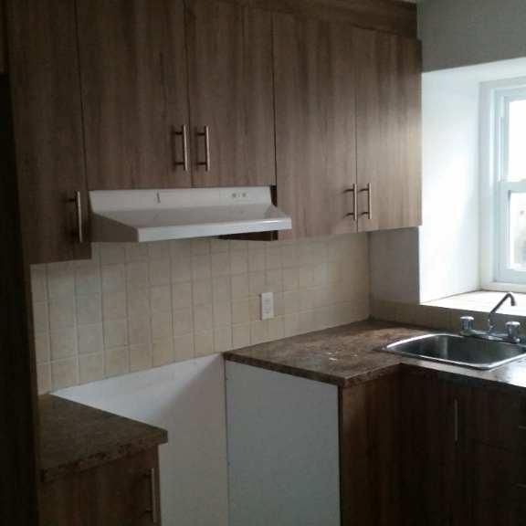 Logement 3 1/2 avec 2 stationnements exterieurs - Photo 1