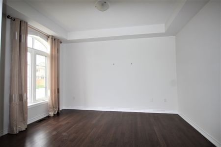 For Lease - 79 Mitchell Place, Newmarket, Ontario - Photo 2