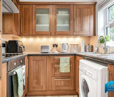 Chiltern Court, Pages Hill, Muswell Hill, N10 - Photo 2