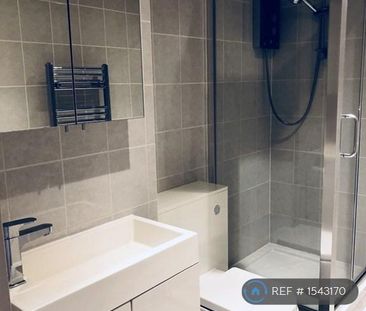 2 bedroom maisonette to rent - Photo 6