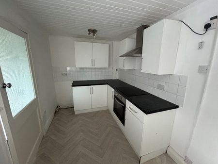 Soma Avenue, Litherland, L21 7QD - **... - Photo 2