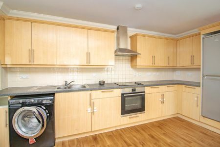 2 bedroom flat to rent - Photo 4