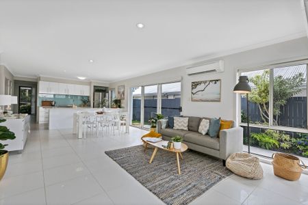 Modern Lowset Home in Brightwater! - Photo 2