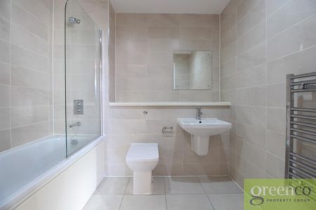 2 bedroom flat to rent - Photo 4