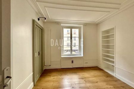 Appartement à louer à Paris 6Ème - Photo 2