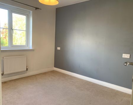 Lincoln Way, Chesterfield, North Wingfield - Photo 5