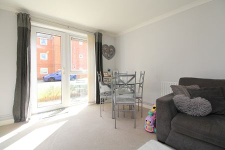 1 bedroom Apartment to rent - Photo 3