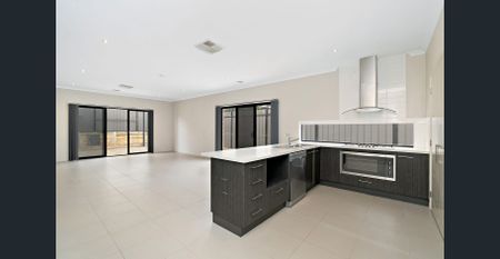 Expansive Family Living with Dual Zones & Alfresco Entertaining - Photo 3