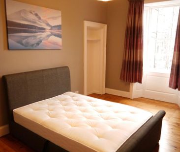 2 bedroom flat to rent - Photo 6