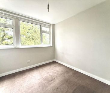 5 bedroom end of terrace house to rent - Photo 1