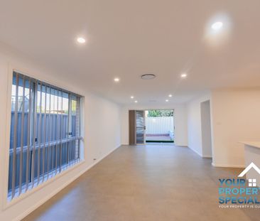 12 Bartlett Street, Oran Park, NSW 2570 - Photo 5